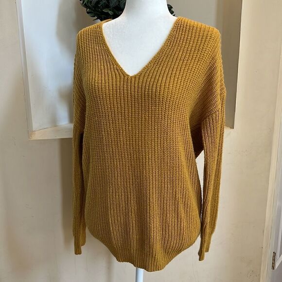 Women’s M mustard thick chunky twisted wrap back sweater - Picture 9 of 12